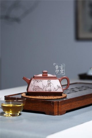 《四方寶相》 《四方寶相》